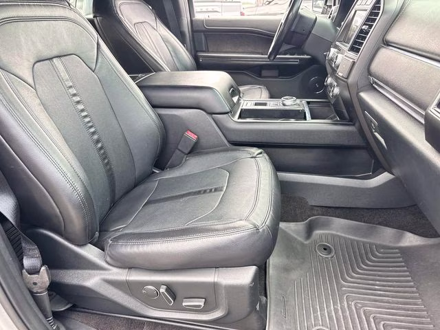 2020 Silver Metallic Ford Expedition Limited RWD SUV
