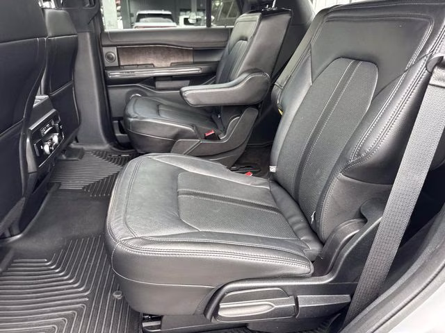 2020 Silver Metallic Ford Expedition Limited RWD SUV