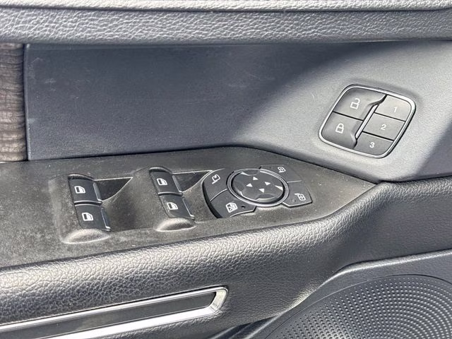 2020 Silver Metallic Ford Expedition Limited RWD SUV