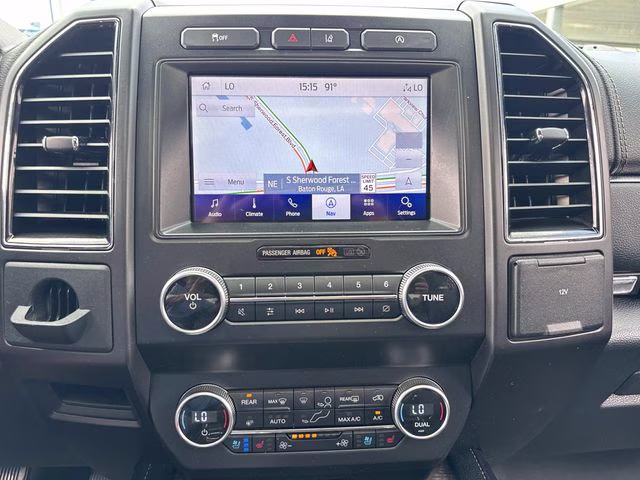 2020 Silver Metallic Ford Expedition Limited RWD SUV