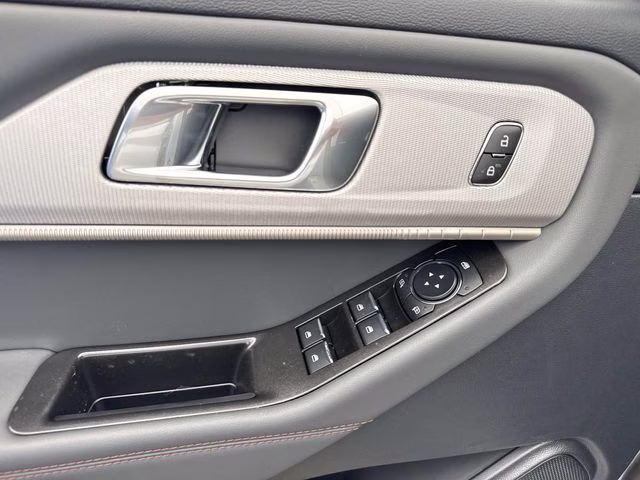 2026 White Ford Explorer Active RWD SUV