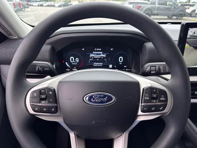 2026 White Ford Explorer Active RWD SUV