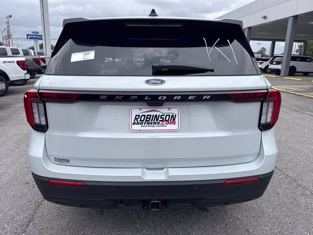 2026 White Ford Explorer Active RWD SUV