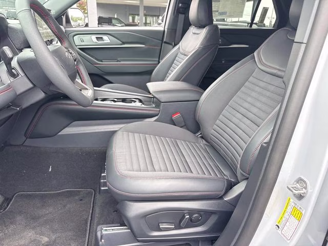 2026 White Ford Explorer ST-Line RWD SUV