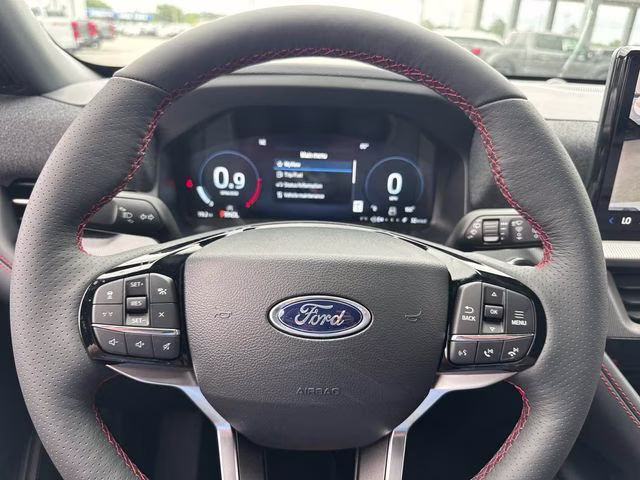 2026 White Ford Explorer ST-Line RWD SUV