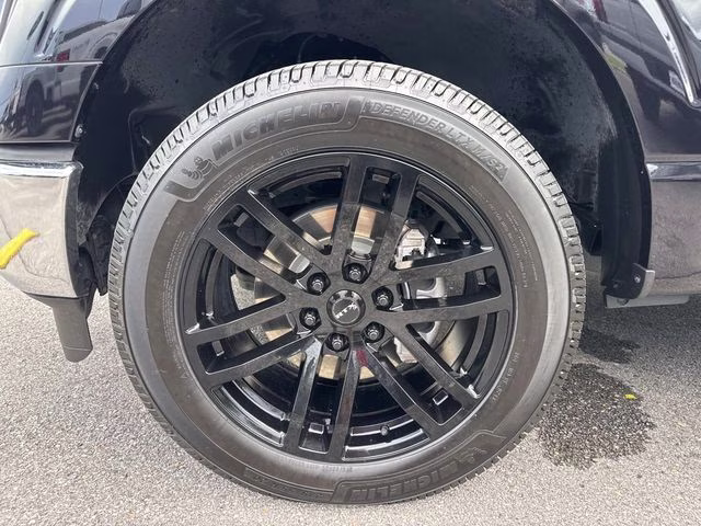2023 Black Metallic Ford F-150 XLT 4X4 Truck