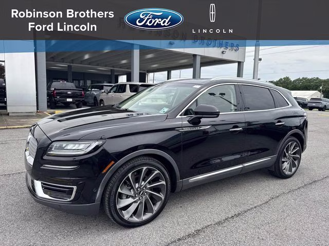 2019 Black Metallic Lincoln Nautilus Reserve FWD SUV