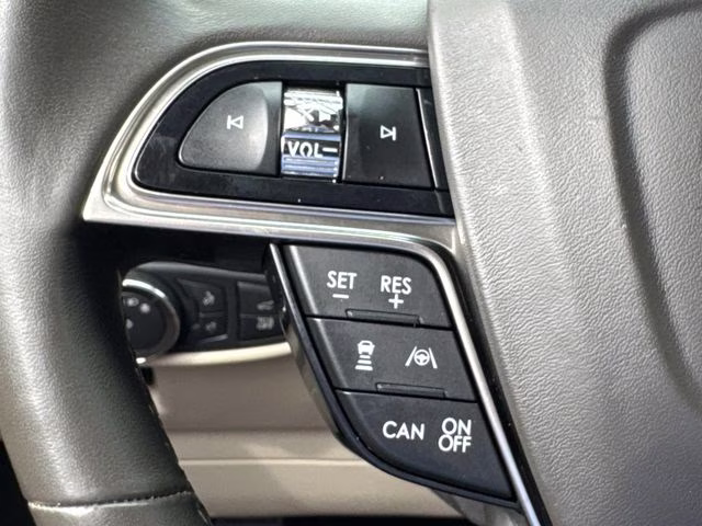 2019 Black Metallic Lincoln Nautilus Reserve FWD SUV