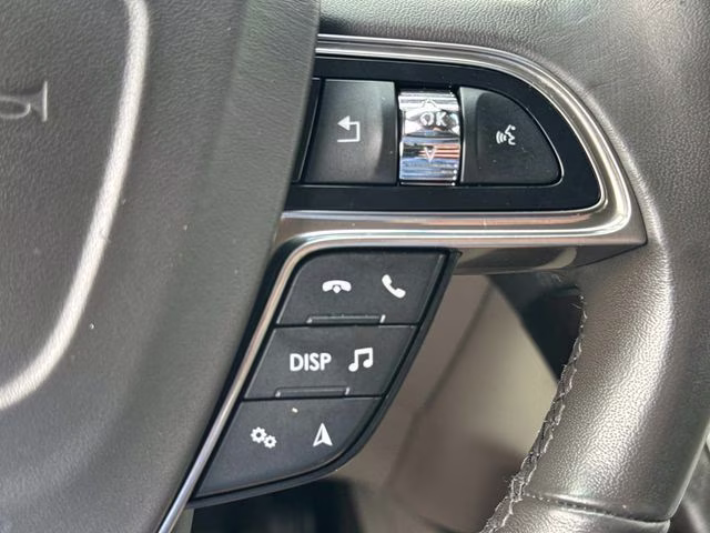 2019 Black Metallic Lincoln Nautilus Reserve FWD SUV