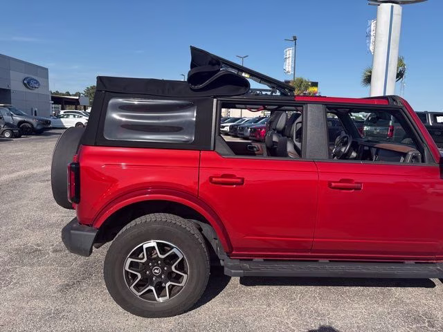 2024 Chili Pepper Red Ford Bronco Outer Banks 4X4 SUV