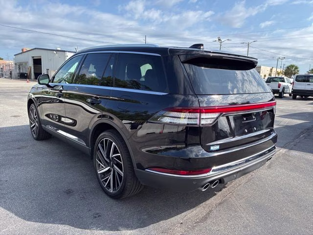 2025 Black Metallic Lincoln Aviator Reserve AWD SUV