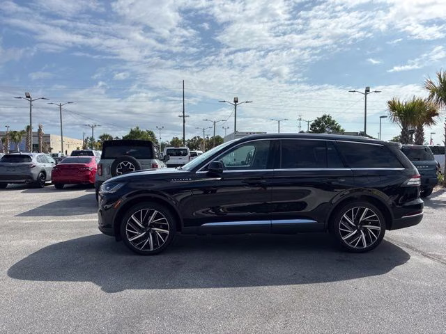 2025 Black Metallic Lincoln Aviator Reserve AWD SUV