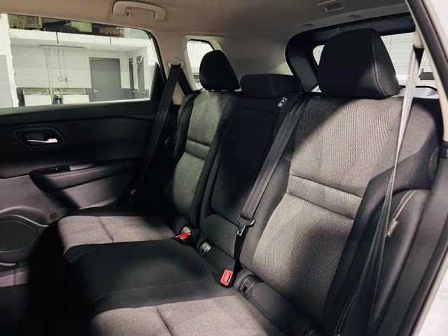 2026 Everest White Pearl Tricoat Nissan Rogue SV FWD SUV