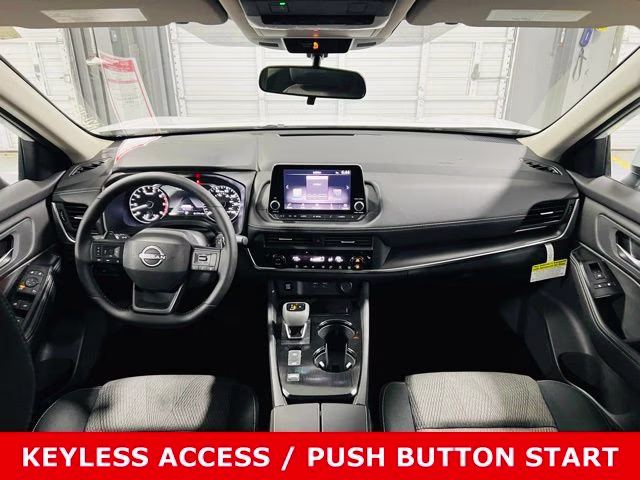 2026 Everest White Pearl Tricoat Nissan Rogue SV FWD SUV