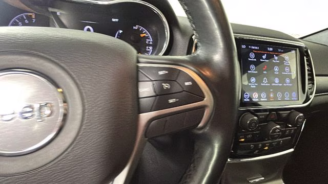 2020 Slate Blue Pearlcoat Jeep Grand Cherokee Limited 4X4 SUV