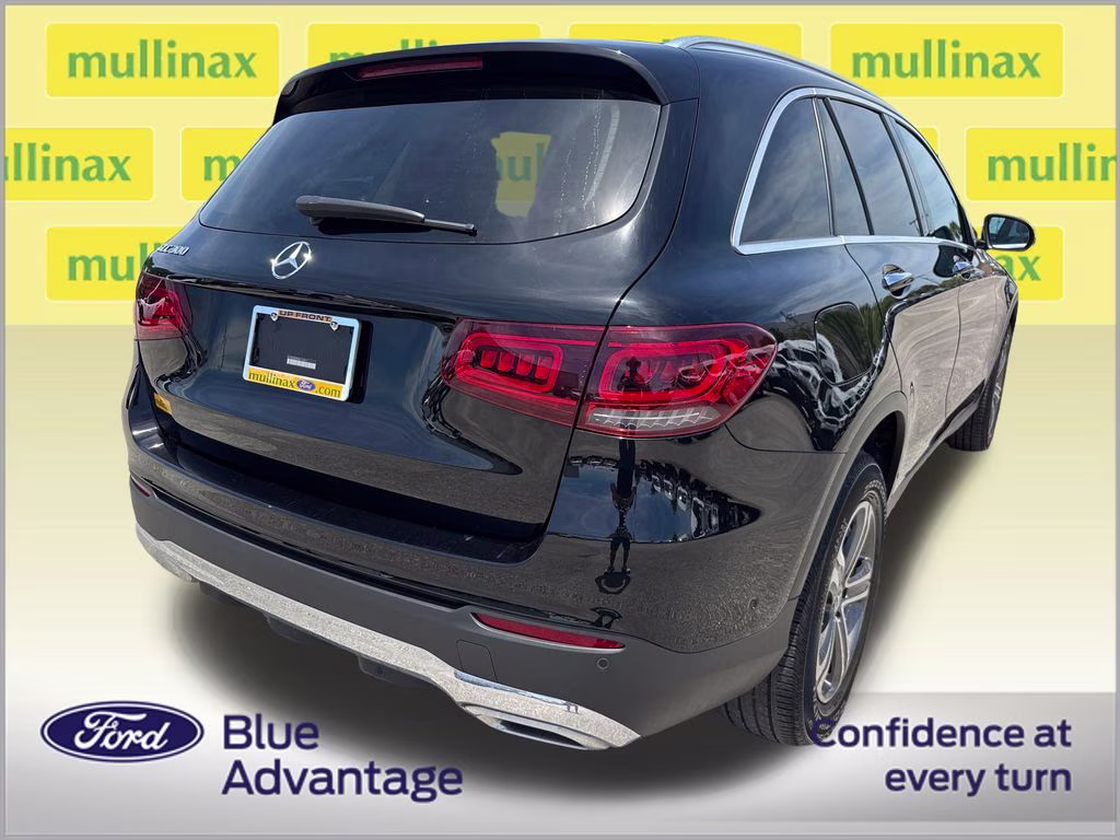 2022 Black Mercedes-Benz GLC GLC 300 RWD SUV