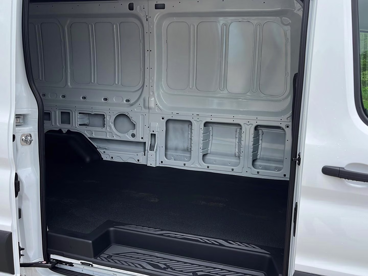 2026 Oxford White Ford Transit 250 AWD Van