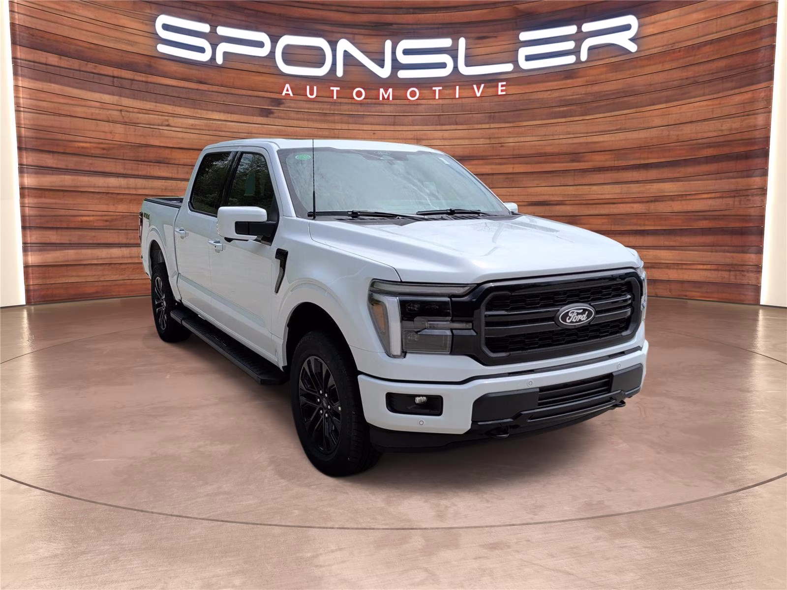2026 Oxford White Ford F-150 LARIAT 4X4 Truck