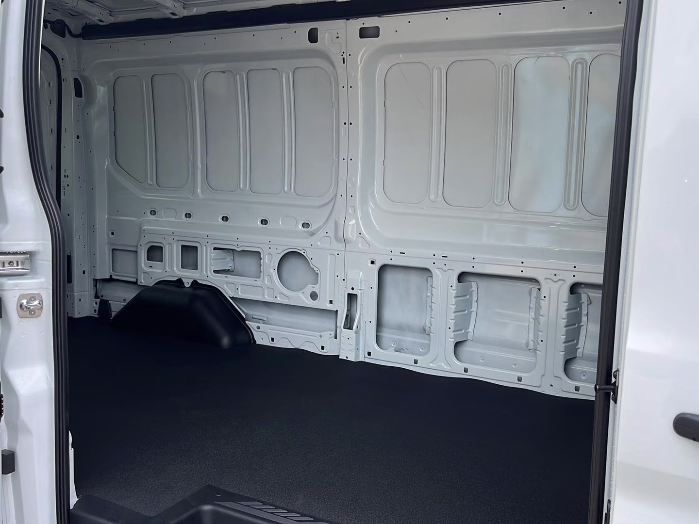 2026 Oxford White Ford Transit 250 RWD Van