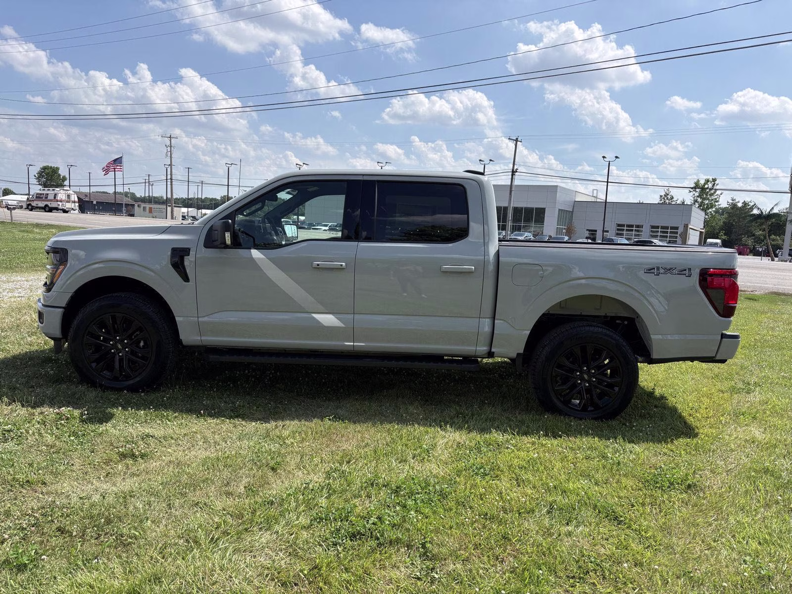2026 Avalanche Gray Ford F-150 XLT 4X4 Truck