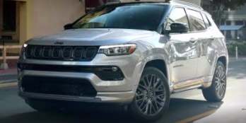 2022 Velvet Red Pearlcoat Jeep Compass Limited 4X4 SUV