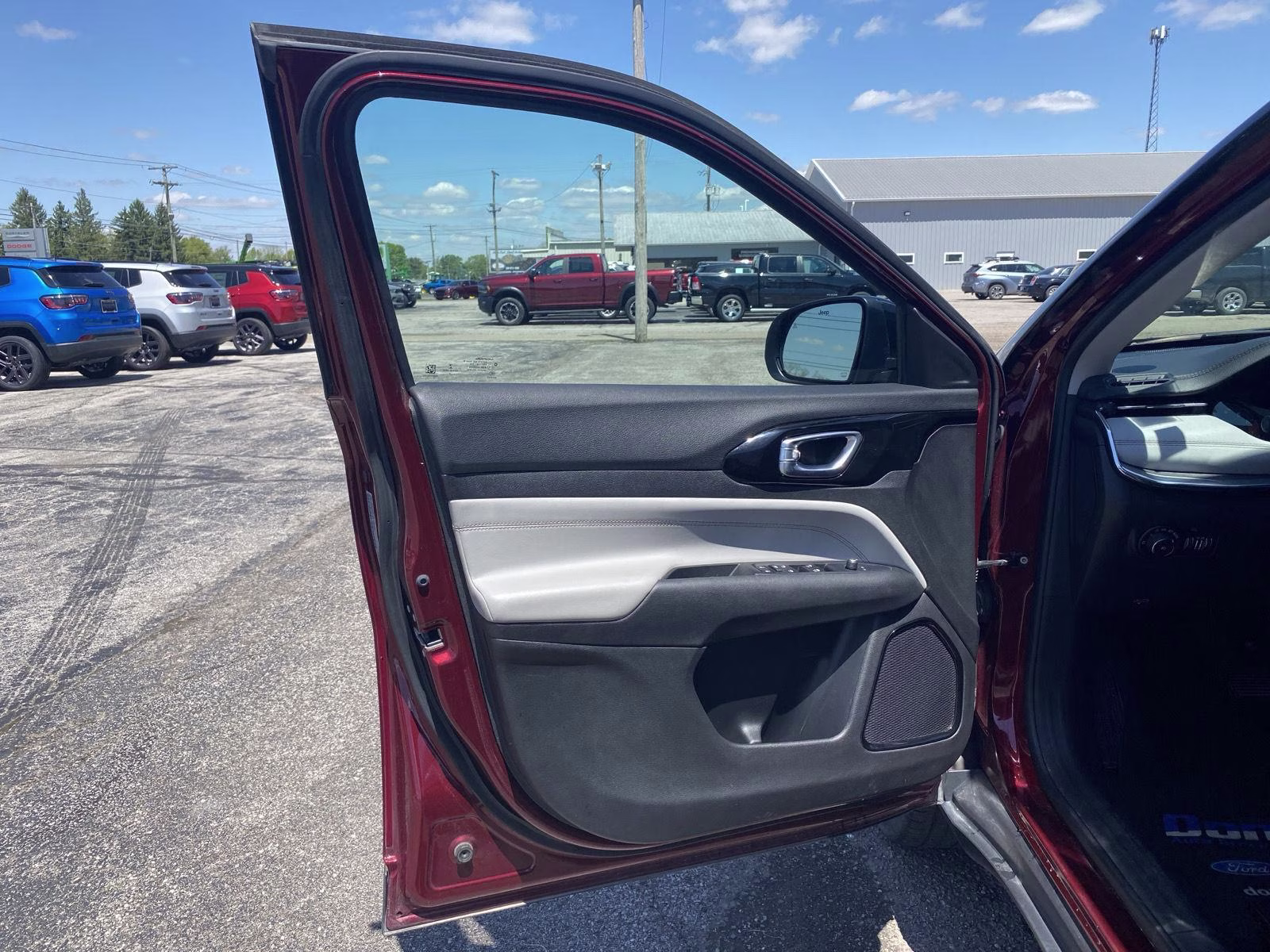 2022 Velvet Red Pearlcoat Jeep Compass Limited 4X4 SUV