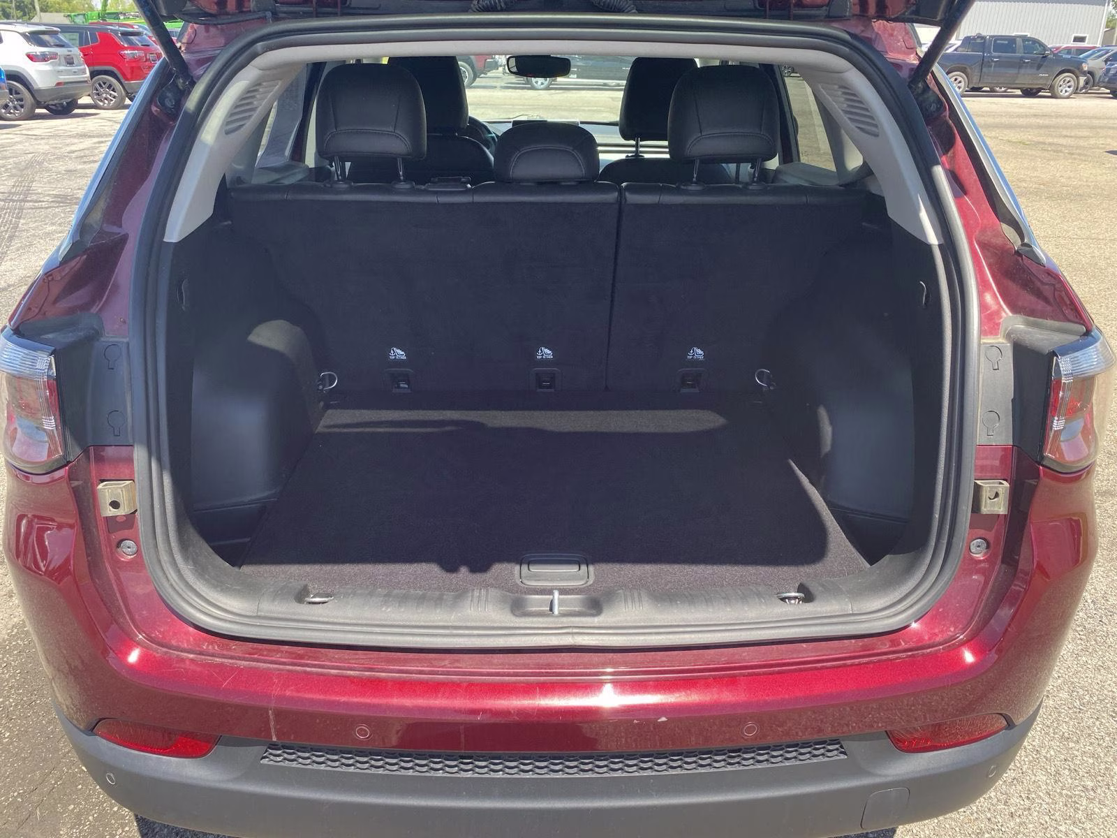 2022 Velvet Red Pearlcoat Jeep Compass Limited 4X4 SUV
