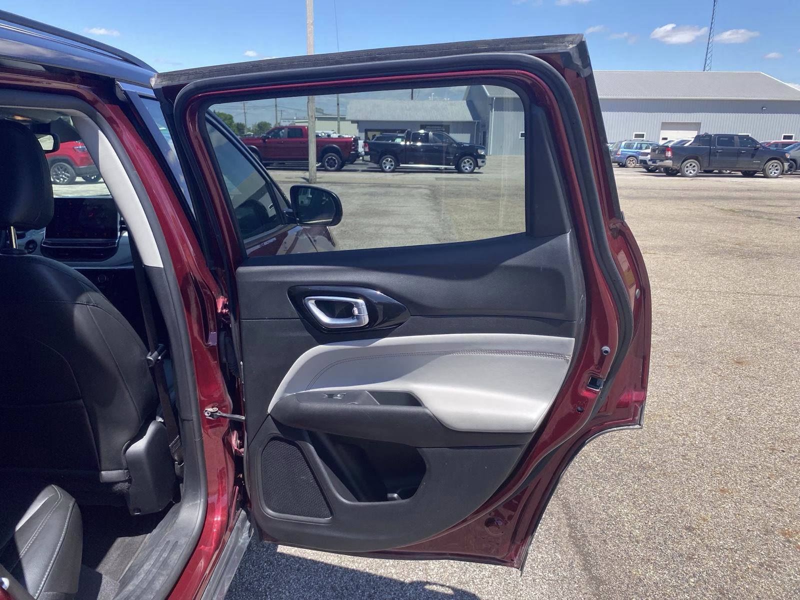 2022 Velvet Red Pearlcoat Jeep Compass Limited 4X4 SUV