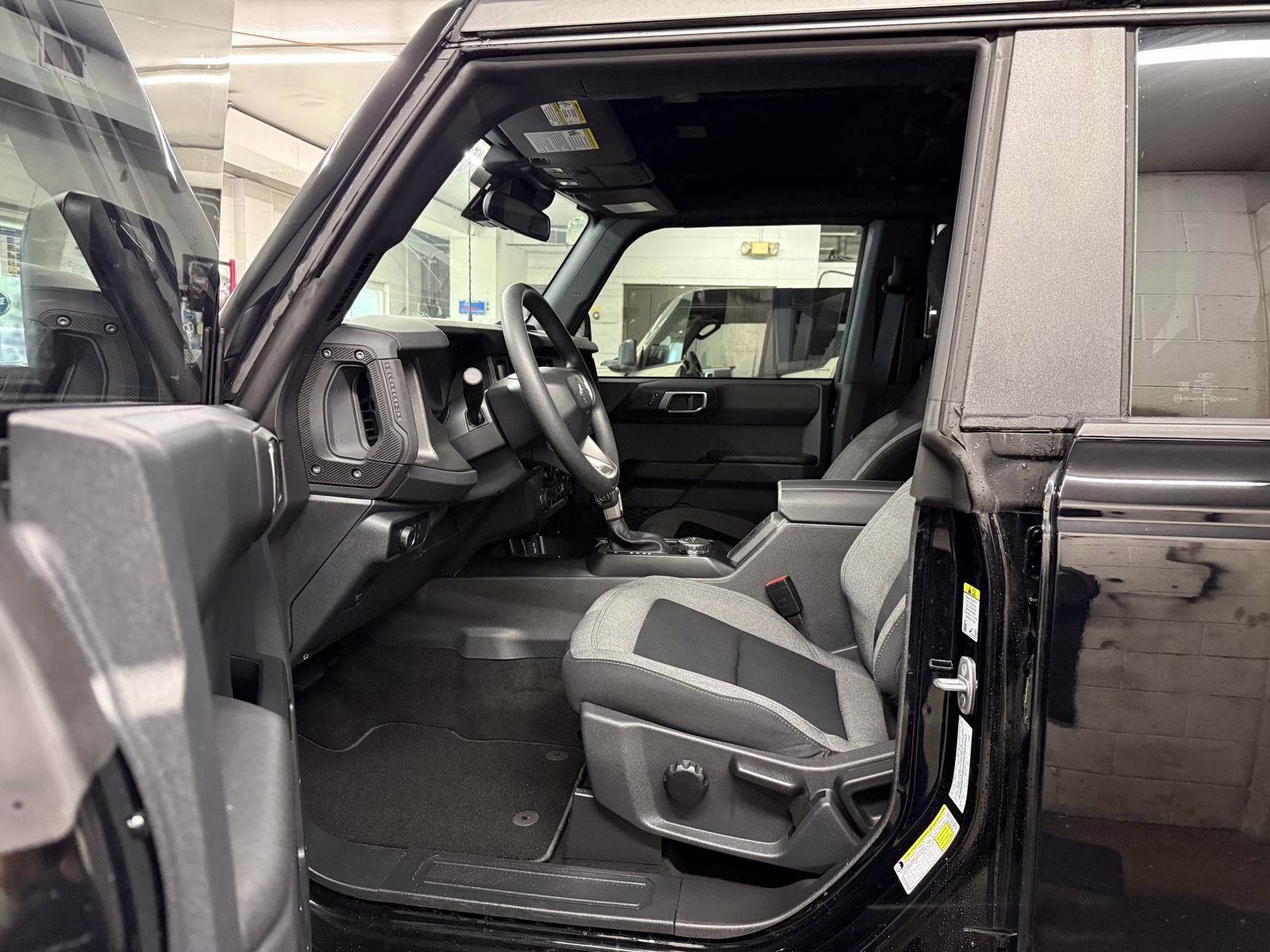 2025 Shadow Black Ford Bronco Base 4X4 SUV