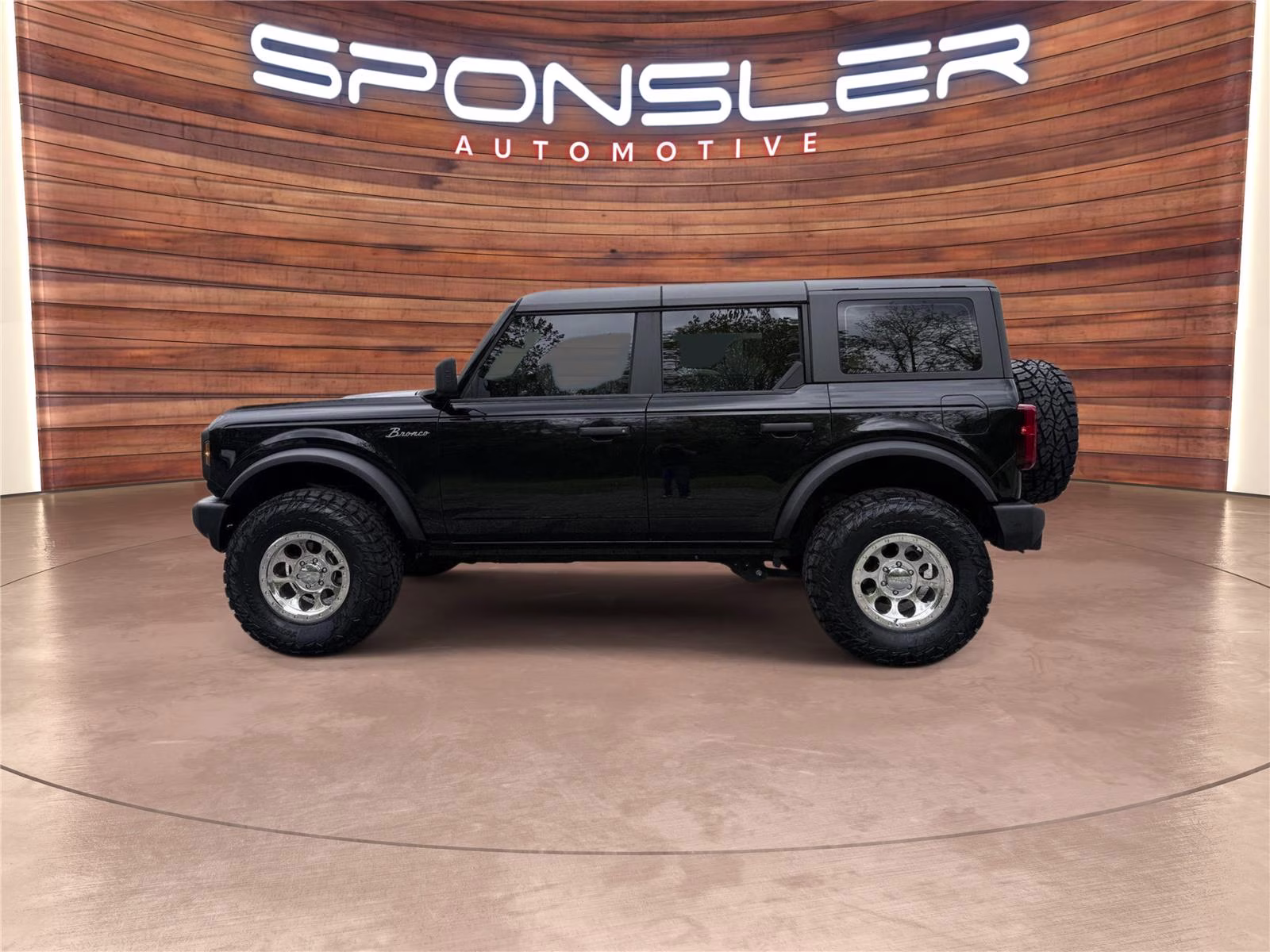 2025 Shadow Black Ford Bronco Base 4X4 SUV