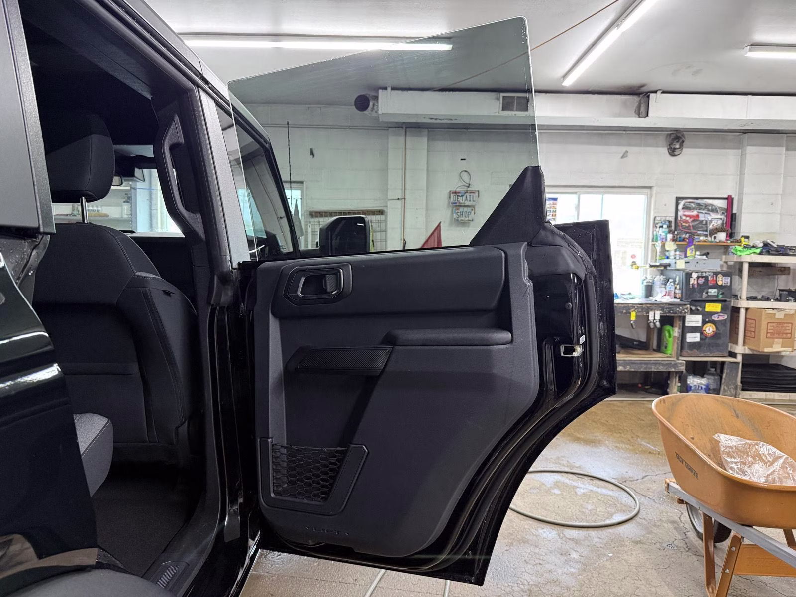2025 Shadow Black Ford Bronco Base 4X4 SUV