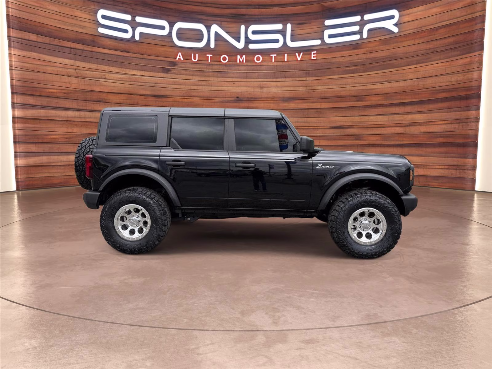 2025 Shadow Black Ford Bronco Base 4X4 SUV