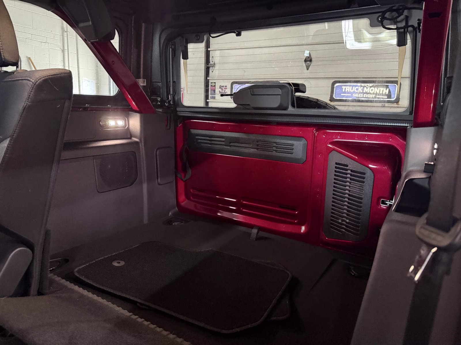 2025 Ruby Red Metallic Tinted Clearcoat Ford Bronco Big Bend 4X4 SUV