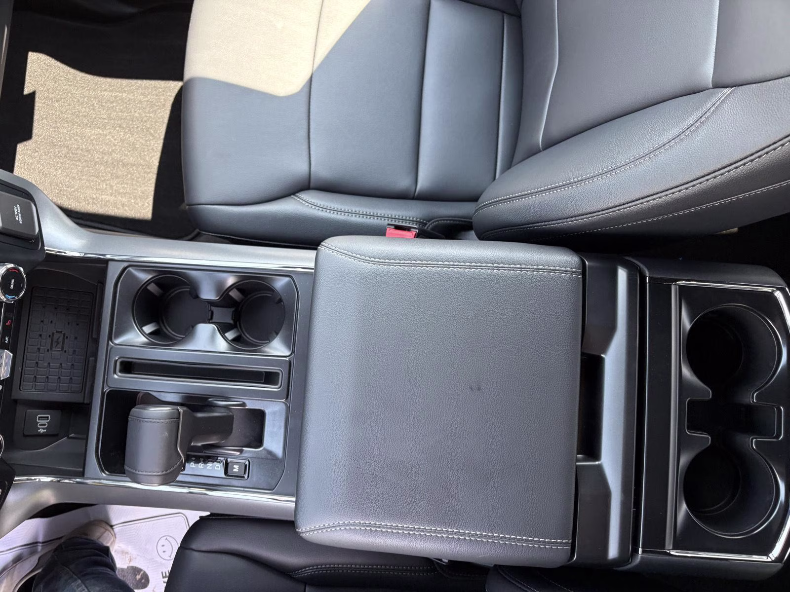 2026 Avalanche Gray Ford F-150 XLT 4X4 Truck