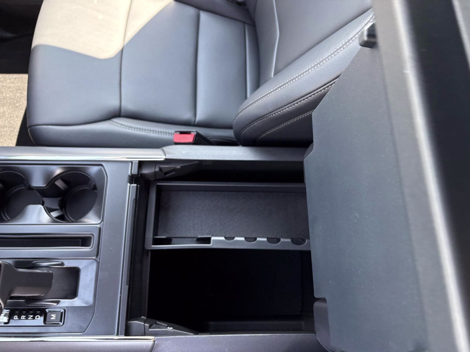 2026 Avalanche Gray Ford F-150 XLT 4X4 Truck