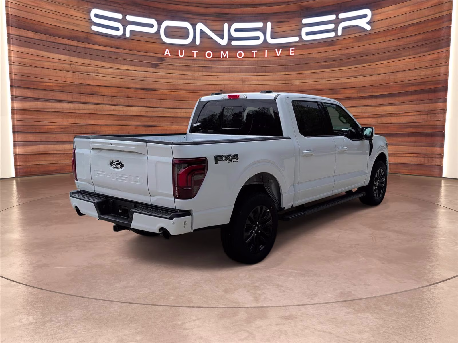 2026 Oxford White Ford F-150 LARIAT 4X4 Truck