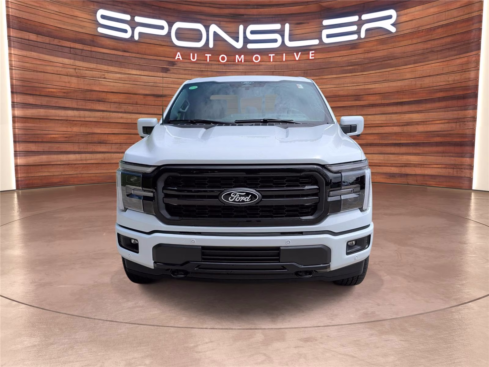 2026 Oxford White Ford F-150 LARIAT 4X4 Truck