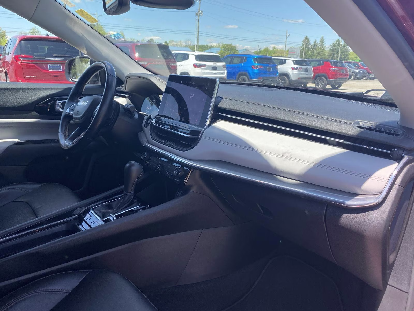 2022 Velvet Red Pearlcoat Jeep Compass Limited 4X4 SUV