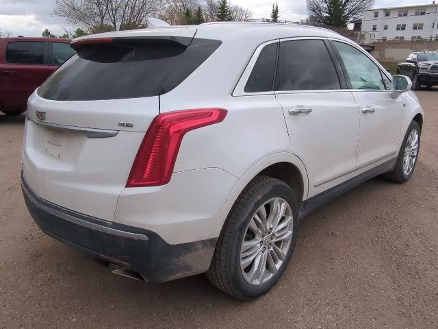 2017 Crystal White Tricoat Cadillac XT5 Premium Luxury AWD SUV