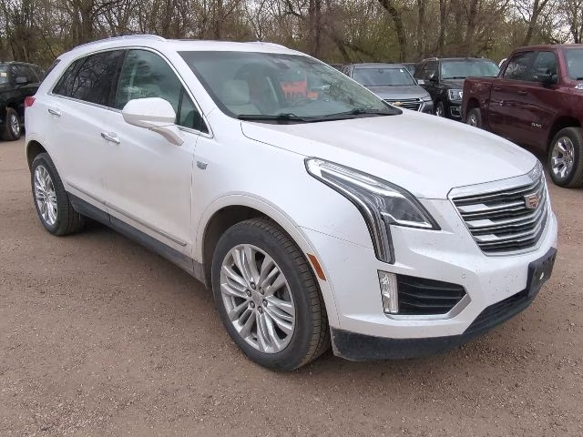 2017 Crystal White Tricoat Cadillac XT5 Premium Luxury AWD SUV