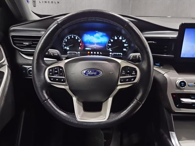 2022 Agate Black Metallic Ford Explorer XLT 4X4 SUV