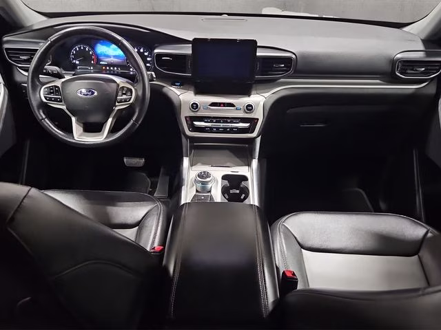 2022 Agate Black Metallic Ford Explorer XLT 4X4 SUV