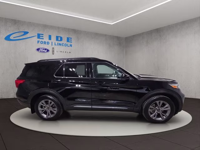 2022 Agate Black Metallic Ford Explorer XLT 4X4 SUV