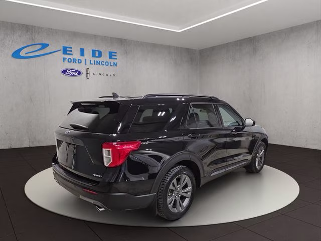 2022 Agate Black Metallic Ford Explorer XLT 4X4 SUV