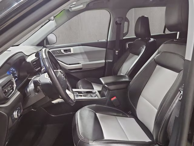 2022 Agate Black Metallic Ford Explorer XLT 4X4 SUV