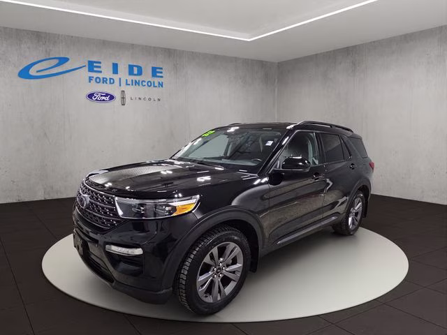 2022 Agate Black Metallic Ford Explorer XLT 4X4 SUV