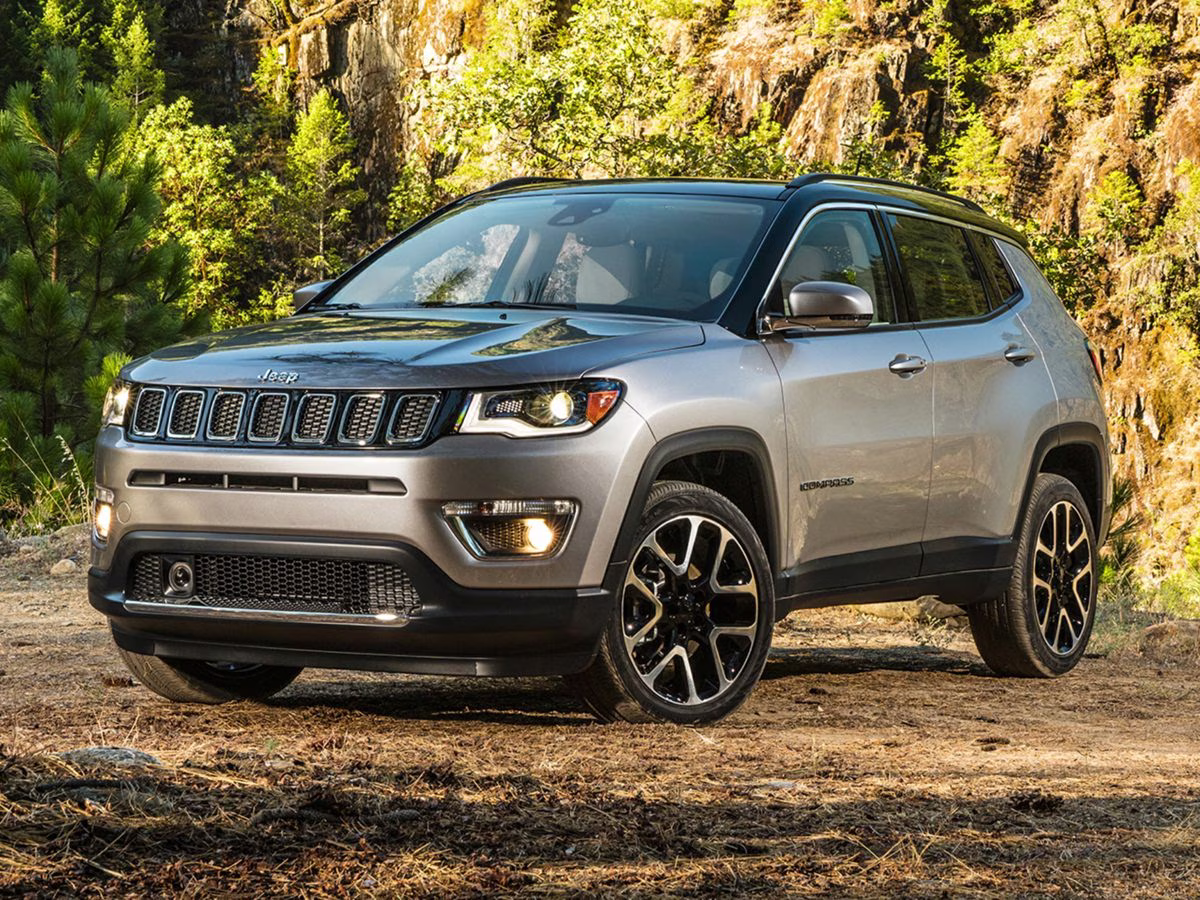 2019 White Clearcoat Jeep Compass Limited 4X4 SUV