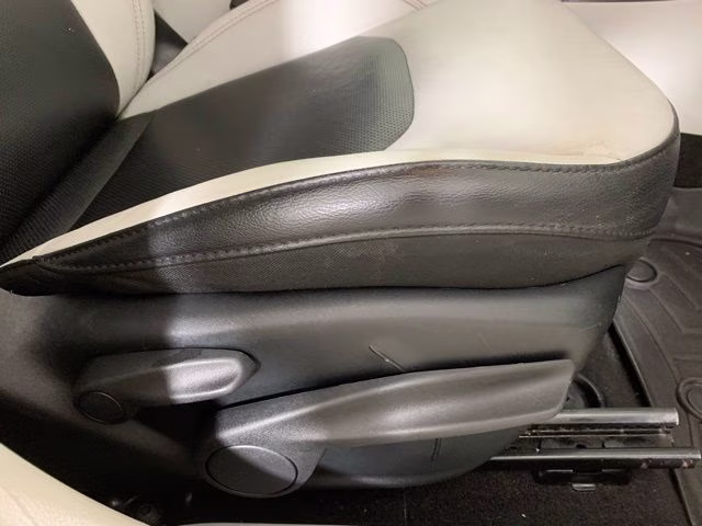 2019 White Clearcoat Jeep Compass Limited 4X4 SUV