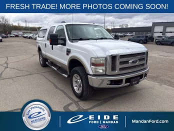 2008 White Ford Super Duty F-250 SRW 4X4 Truck
