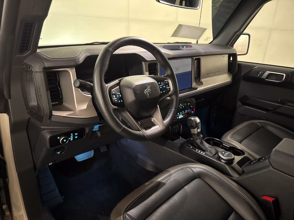 2025 Desert Sand Ford Bronco Outer Banks 4X4 SUV